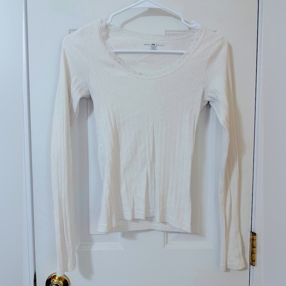 Brandy Melville Tops - Brandy Melville long sleeve top
